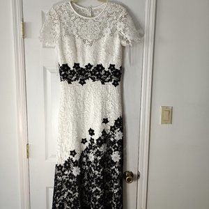 Thela evening gown dress beautiful black and white 👗